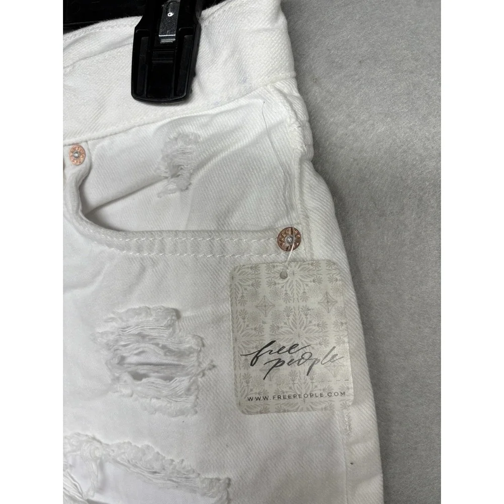 Free People White Distressed Button Fly Jean Shorts Sz 25 Women's New‎ W/ Tag